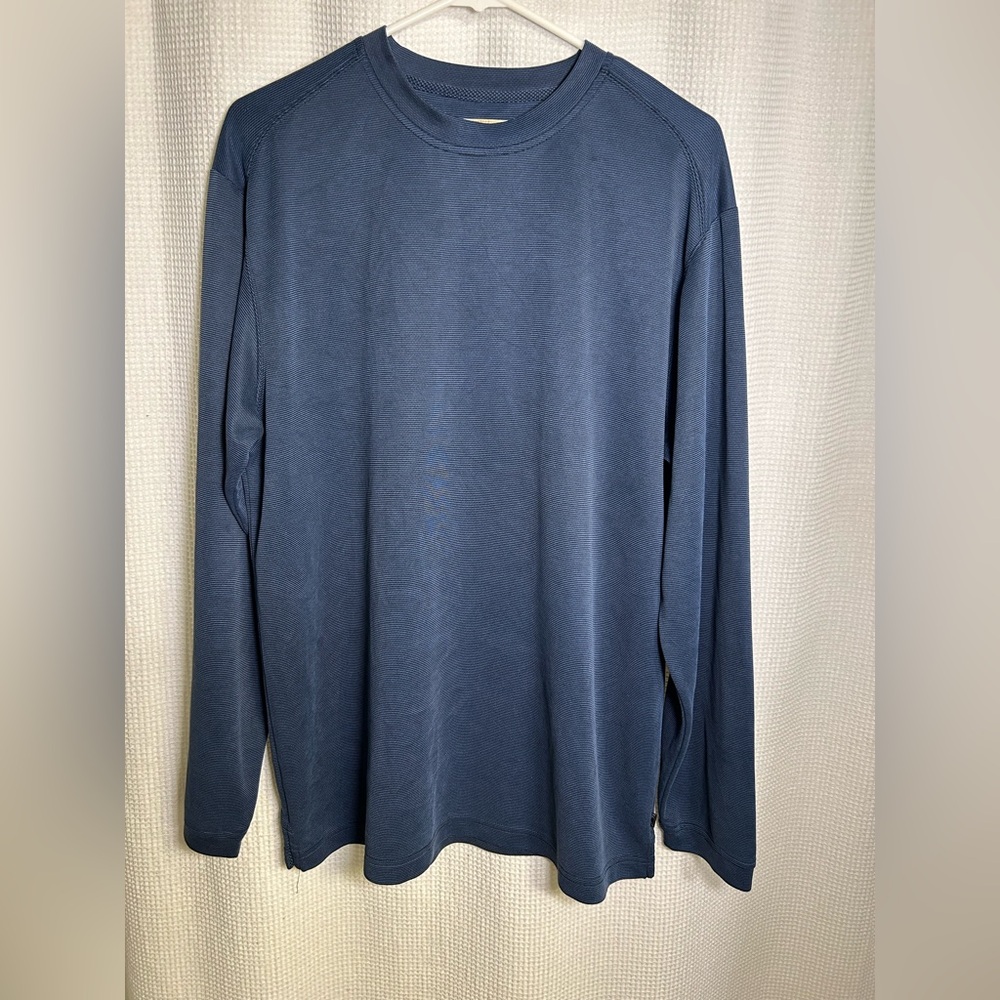 Tommy Bahama Men’s  Large long sleeve